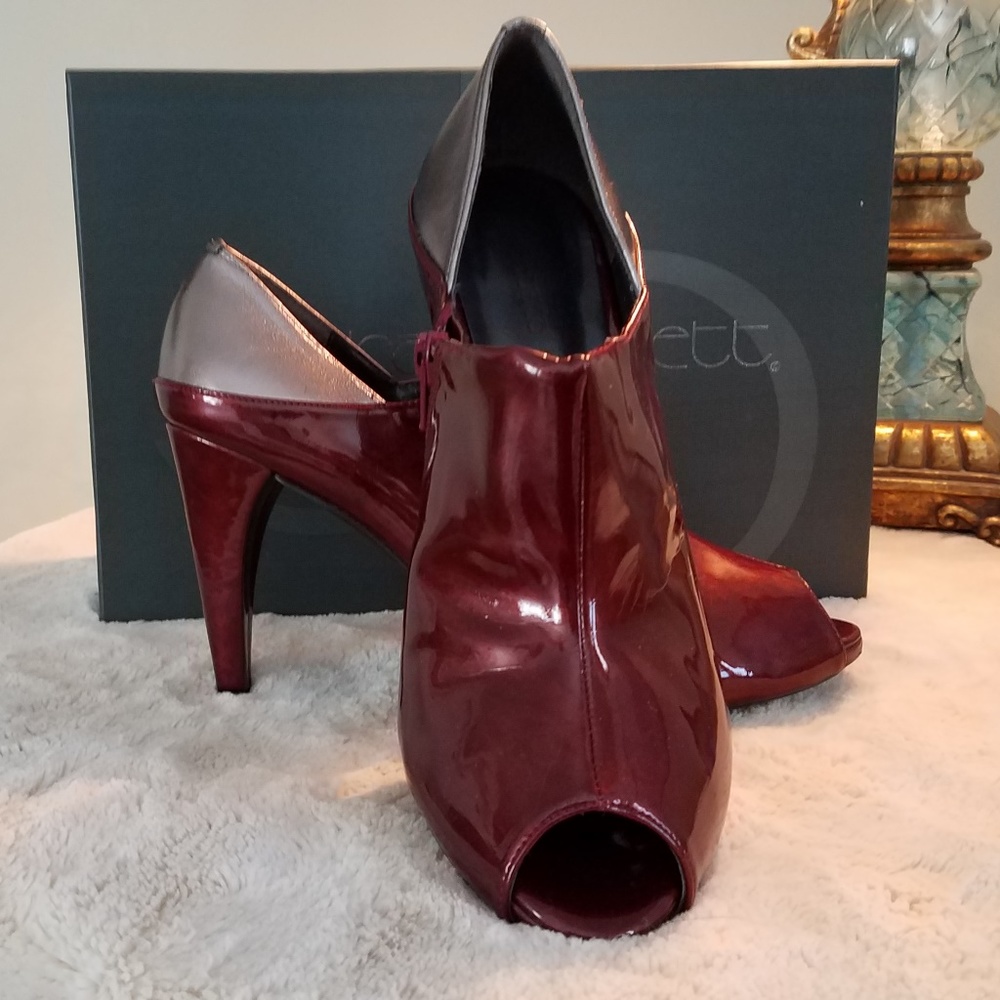 High Heeled Burgandy/Metallic Peep Toe Heels